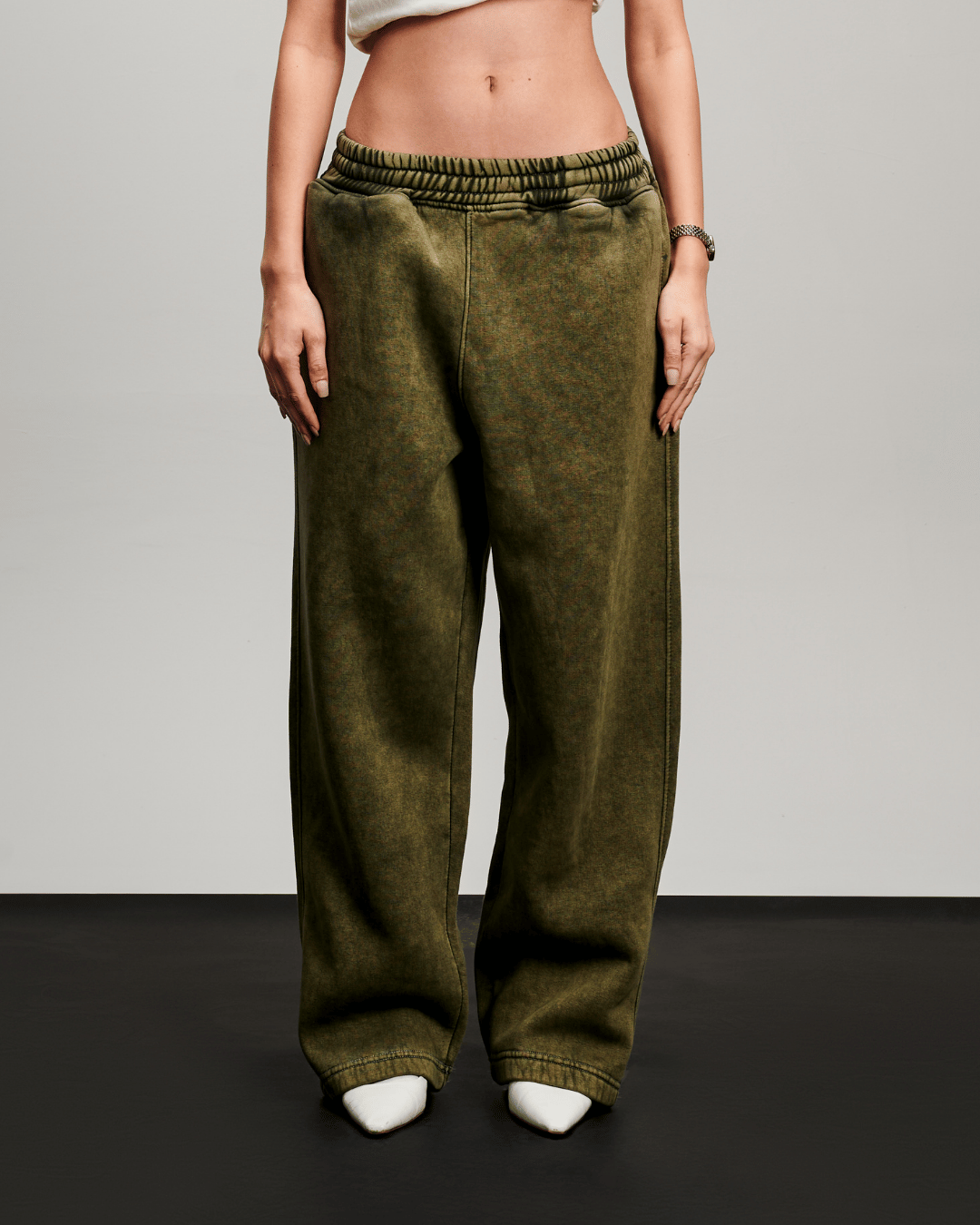 Washed Baggy Sweatpants - Olive