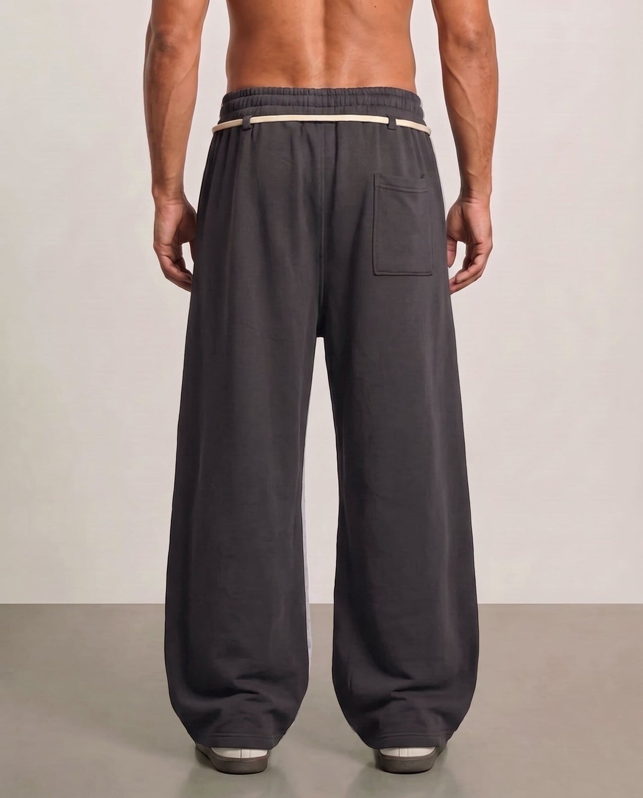 Off Route Sweatpants - Dark Grey