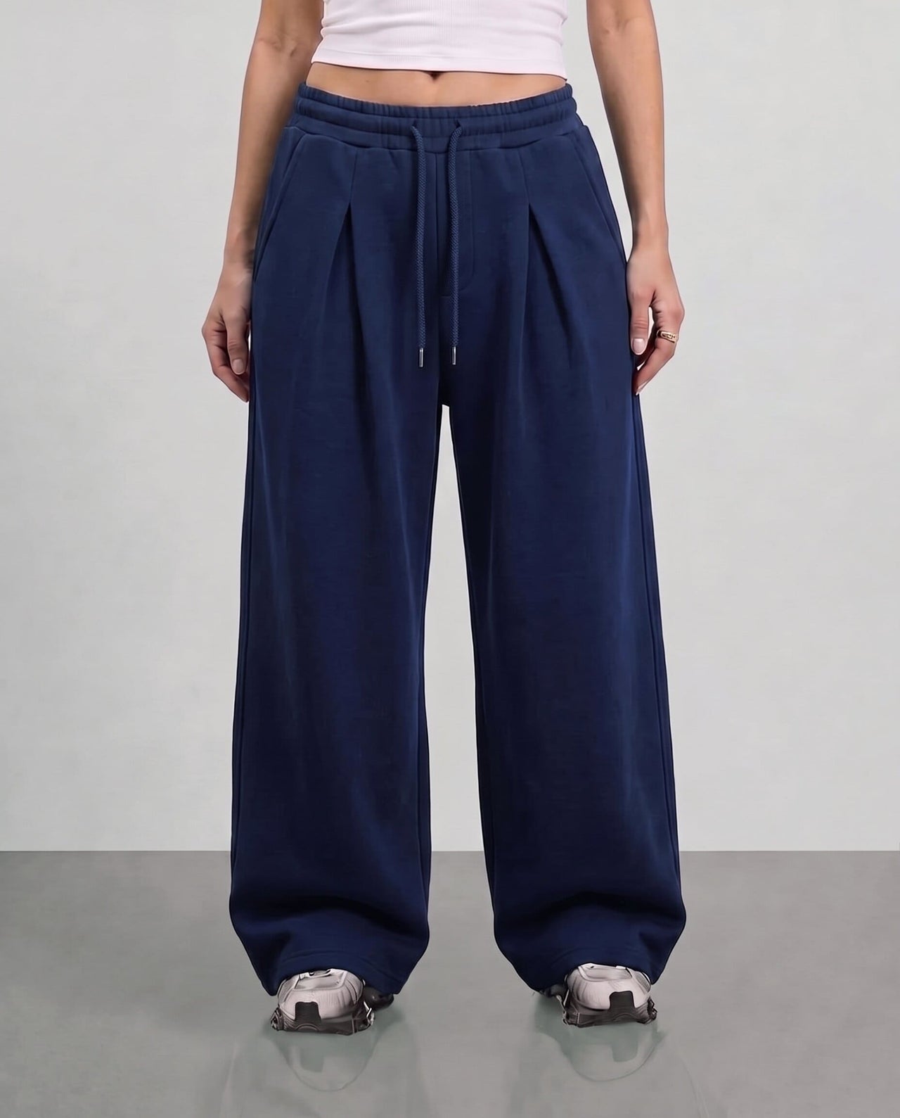 Pleated Wide Leg Sweatpants - Navy