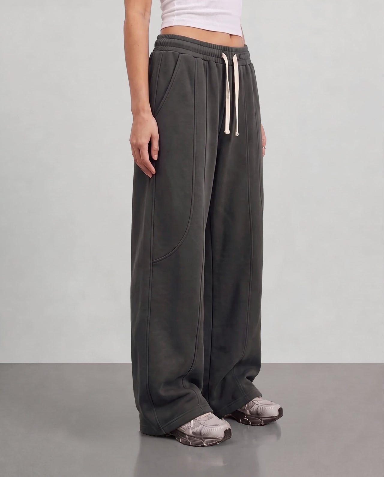 Loose Ends Sweatpants - Dark Grey