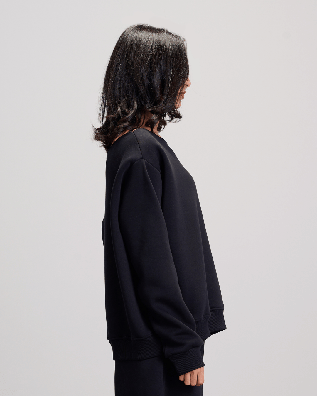 Off Shoulder Sweatshirt - Black