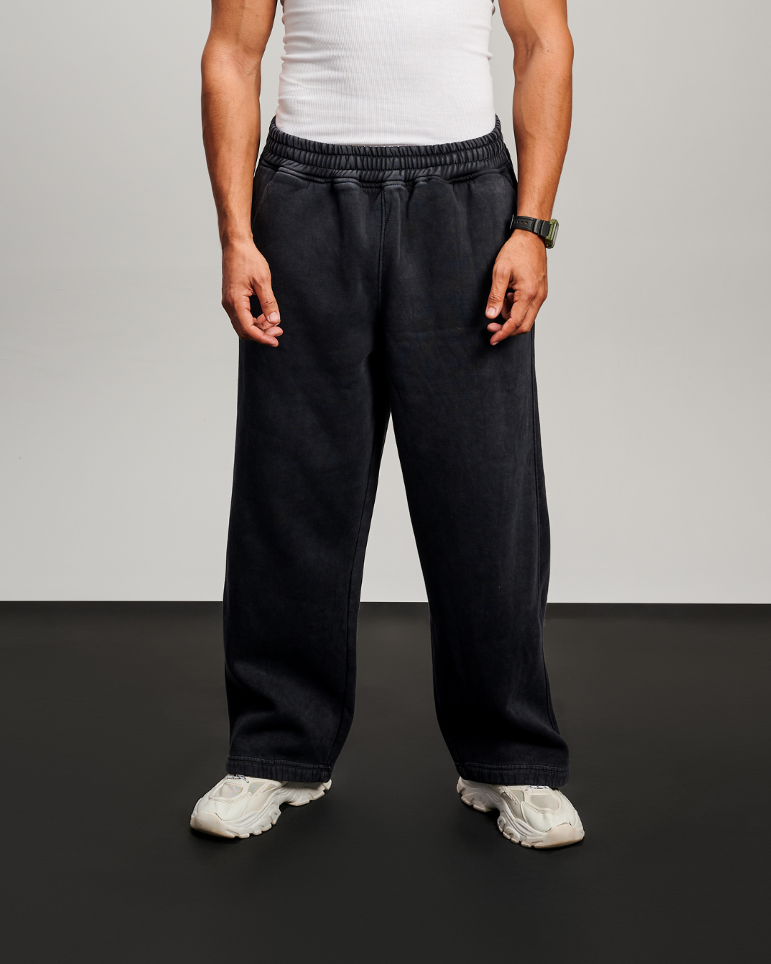 Washed Baggy Sweatpants - Black