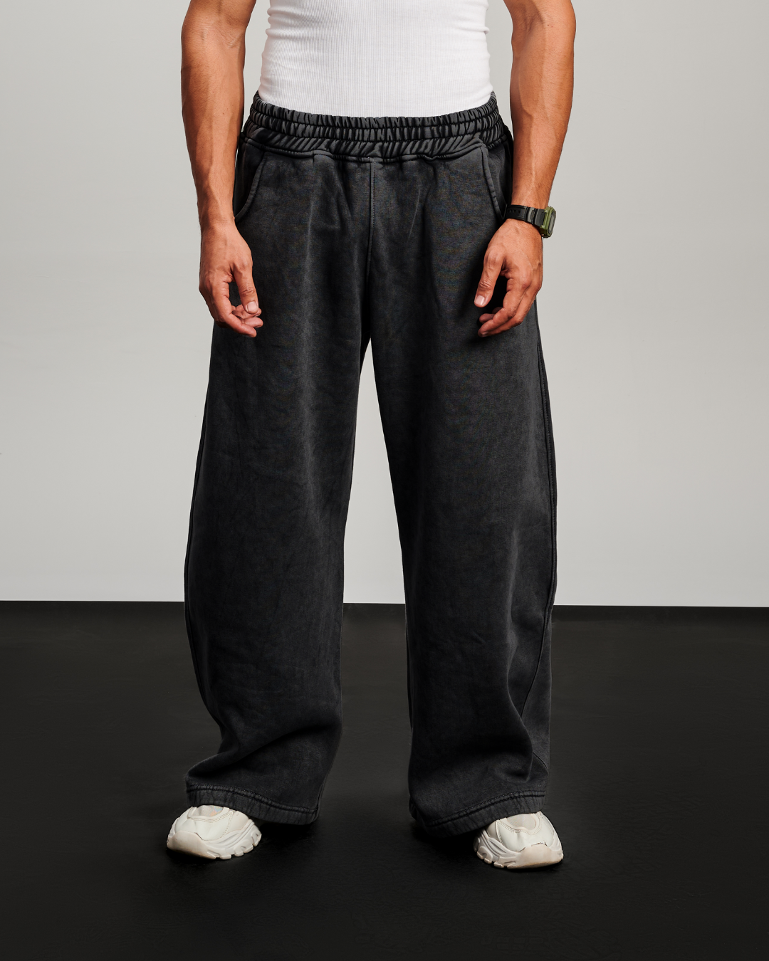 Washed Wide Leg Sweatpants - Black