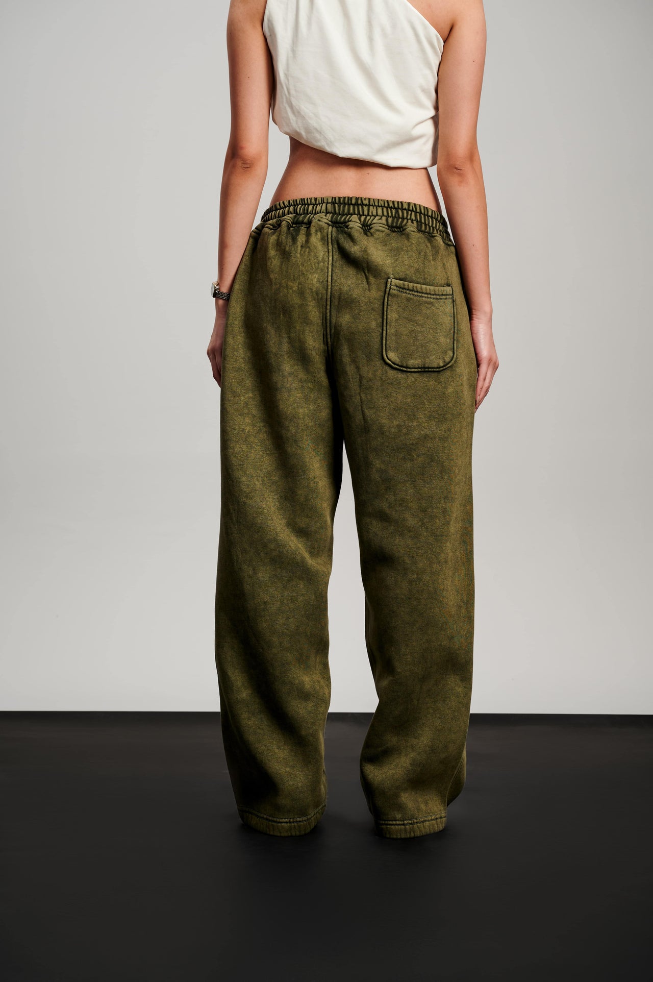 Washed Baggy Sweatpants - Olive